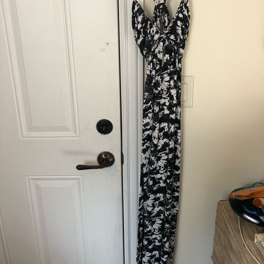 Black/White Floral Maxi Dress